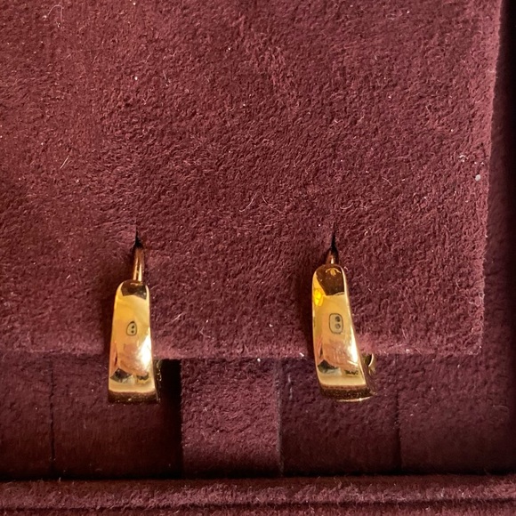 NWOT new Gold Huggies, 14K Gold Earrings w/ Peridot. Can be worn 2 ways. - Picture 4 of 13